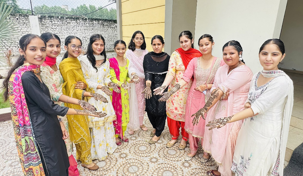 Teej festival was celebrated with great pomp and show at SBS Model High School Sadarpur.